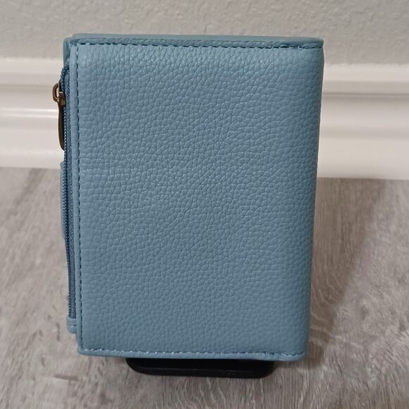 AIRKIT Light Blue Genuine Leather Wallet, RFID Blocking - Picture 2 of 5